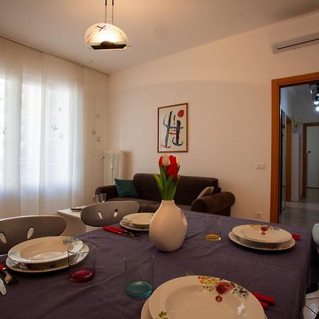 Апартаменты Ilaria House Комо Экстерьер фото