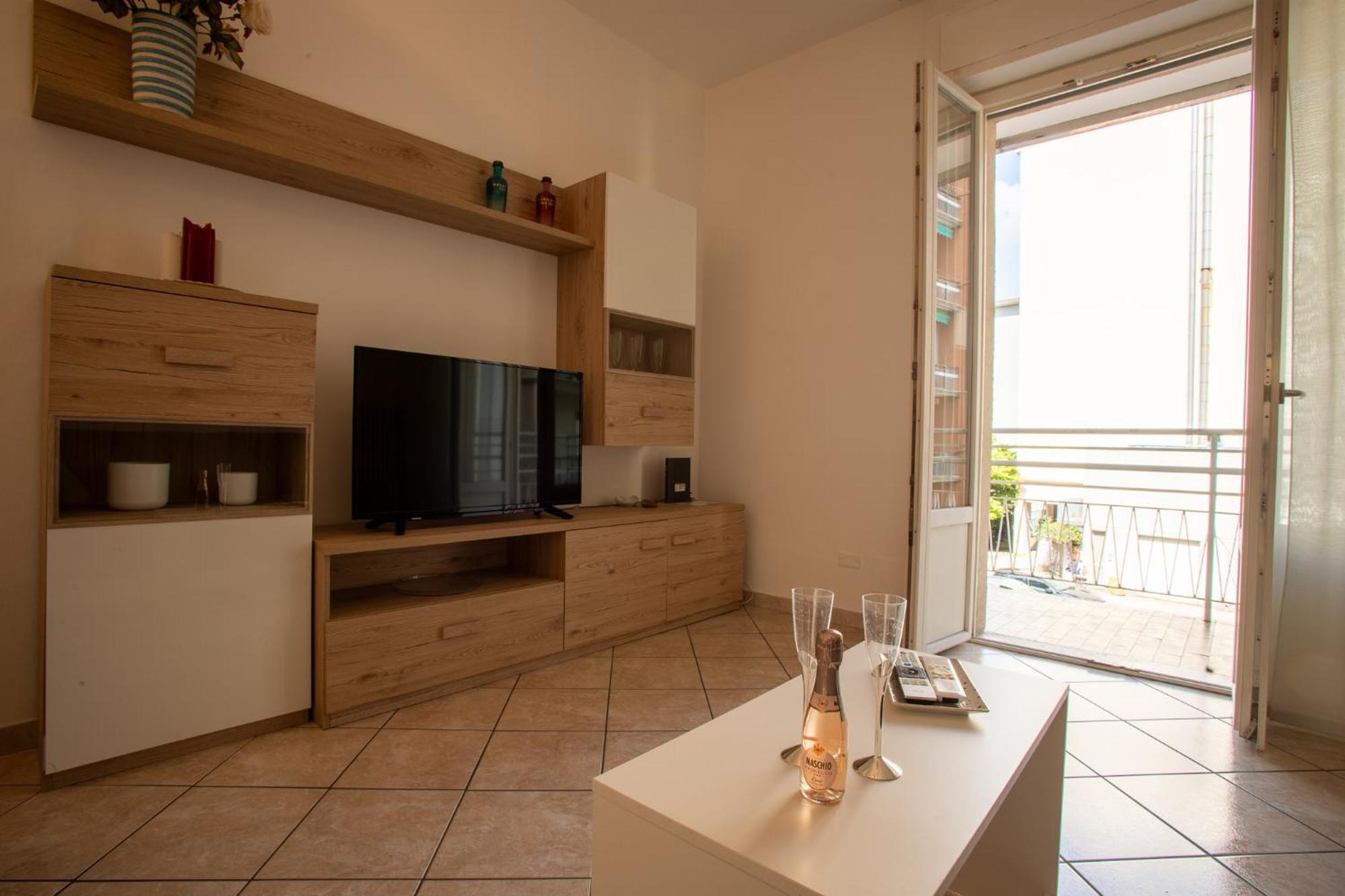 Апартаменты Ilaria House Комо Экстерьер фото